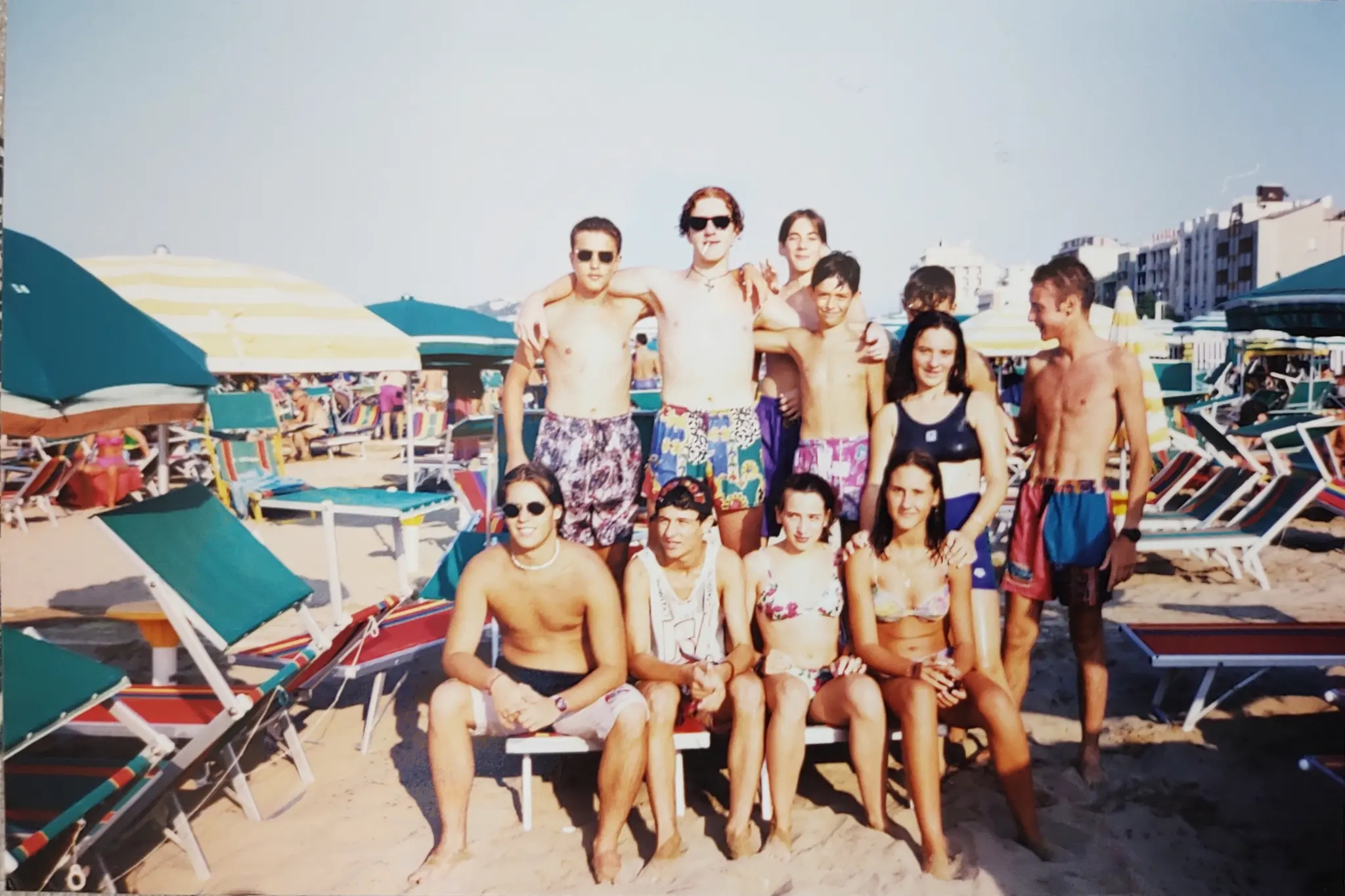 CRAZY COLOR FOUNDATION